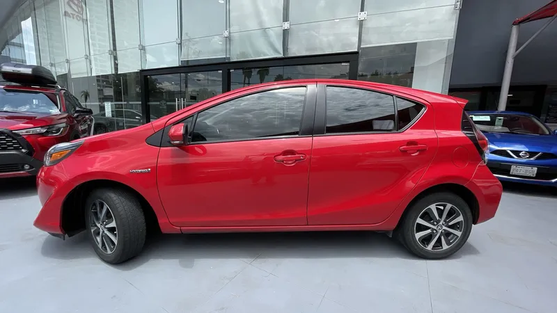 Toyota Prius C 2021