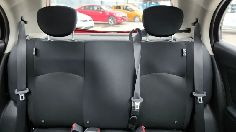 Nissan March 2024