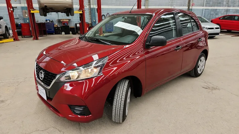 Nissan March 2024