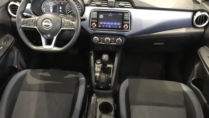 Nissan Versa 2023