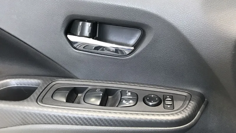 Nissan Versa 2023