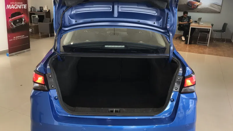 Nissan Versa 2023