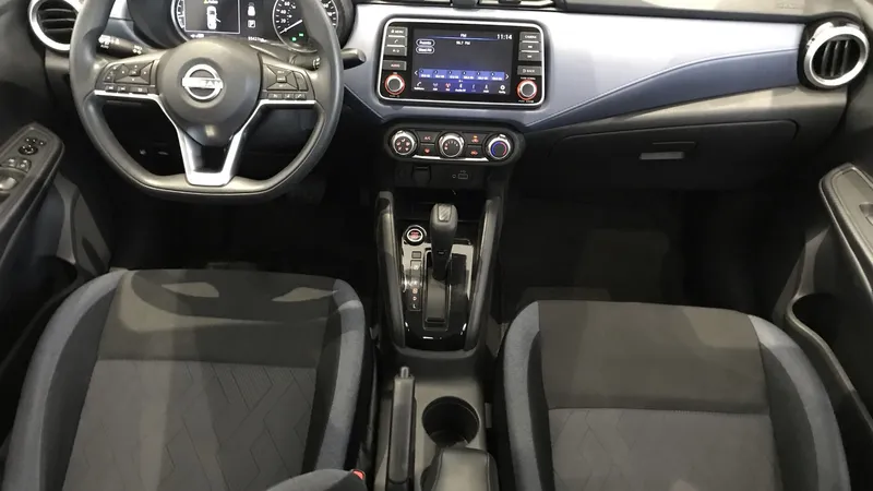 Nissan Versa 2023