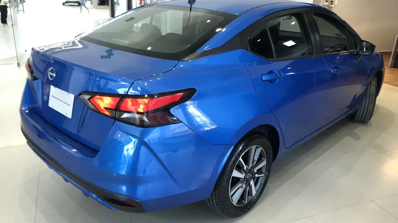 Nissan Versa 2023