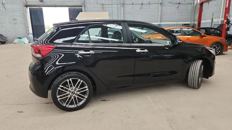 Kia Rio Hb 2021