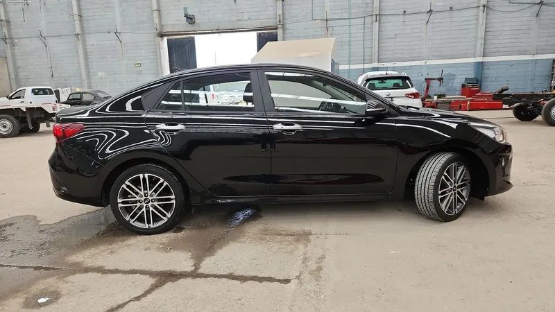 Kia Rio Sedan 2021