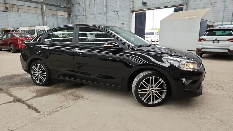 Kia Rio Sedan 2021