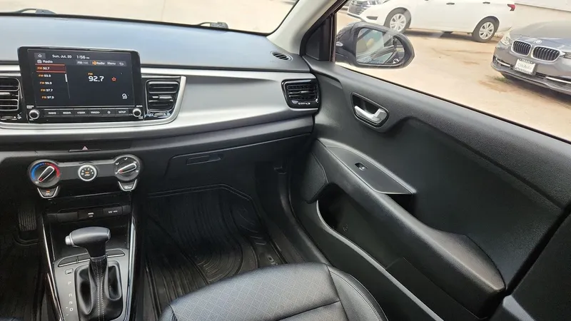 Kia Rio Sedan 2021