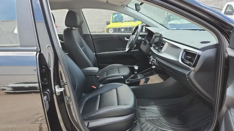 Kia Rio Sedan 2021