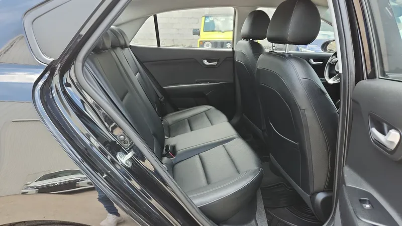 Kia Rio Sedan 2021