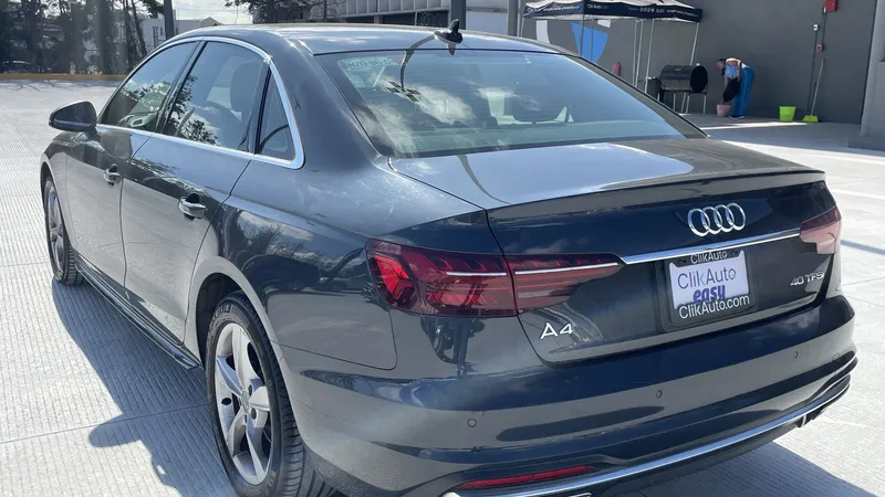 Audi A4 2021