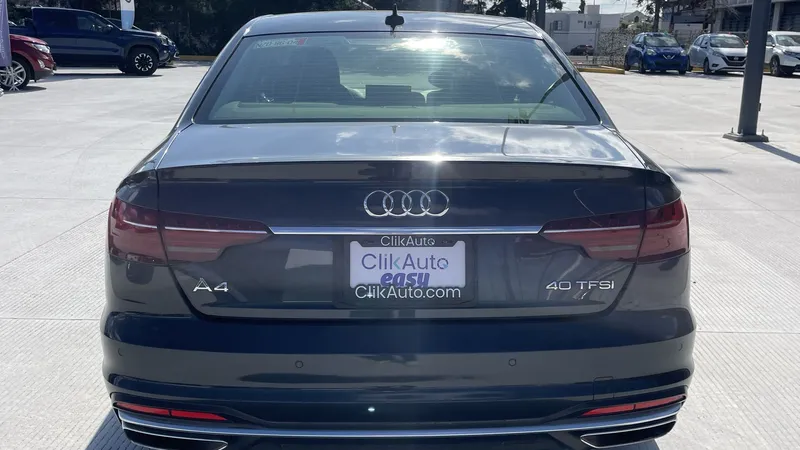 Audi A4 2021