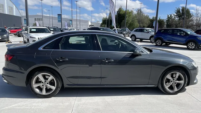 Audi A4 2021