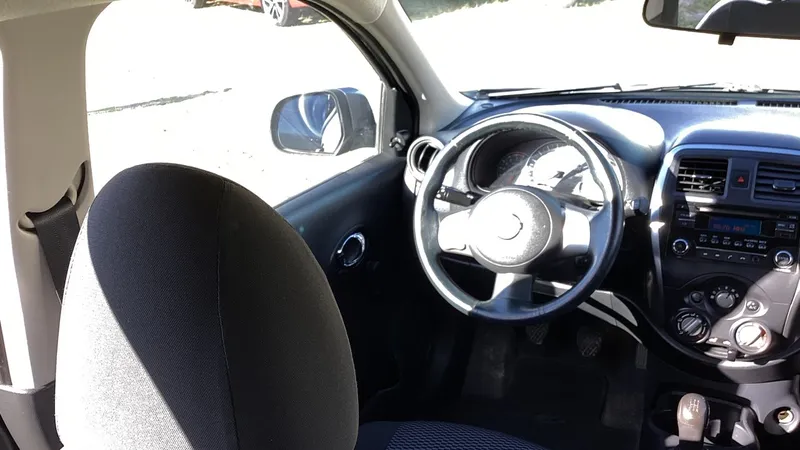 Nissan March 2018