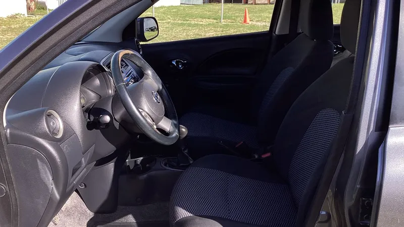 Nissan March 2018