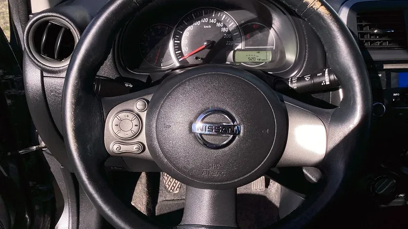 Nissan March 2018