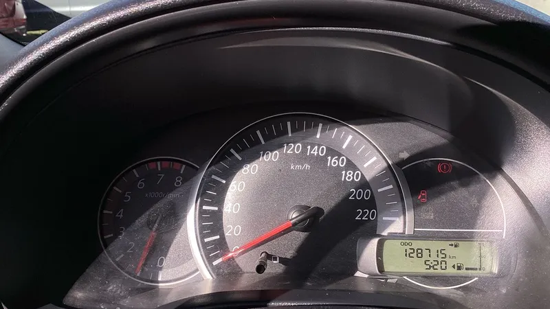 Nissan March 2018