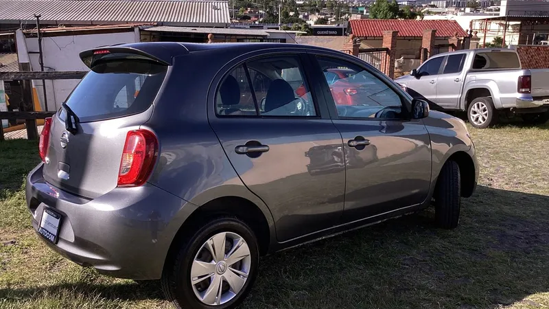 Nissan March 2018