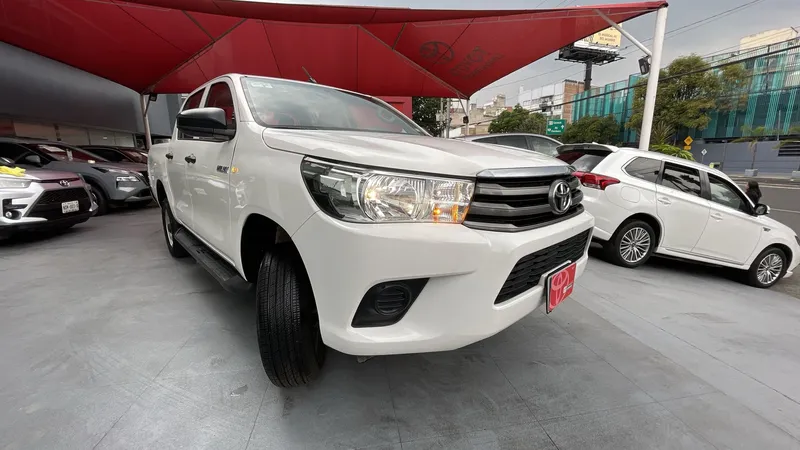 Toyota Hilux 2022