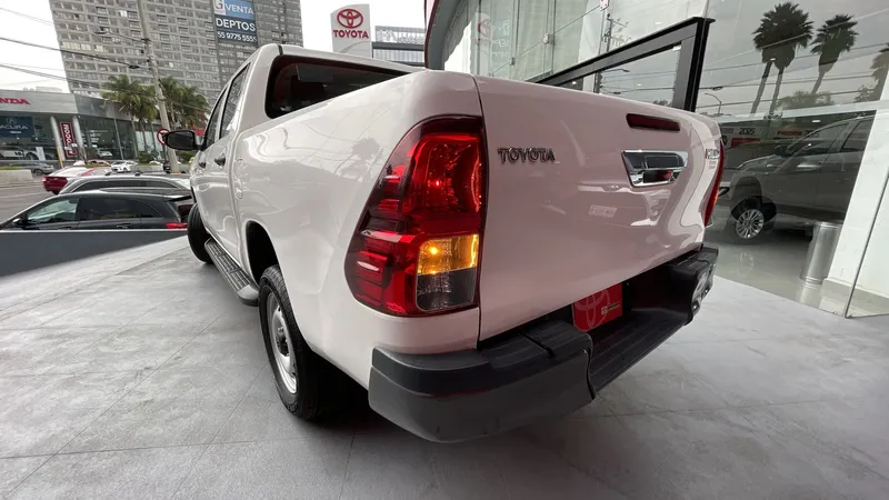 Toyota Hilux 2022