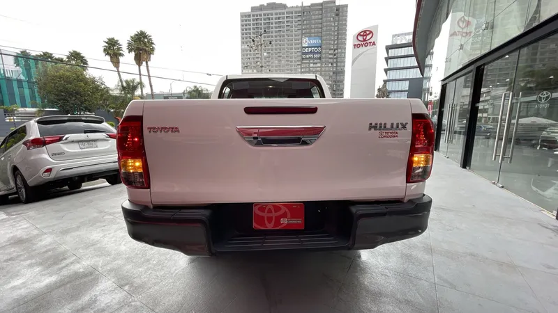 Toyota Hilux 2022