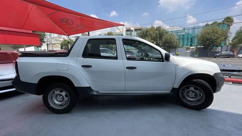 Renault Oroch 2023