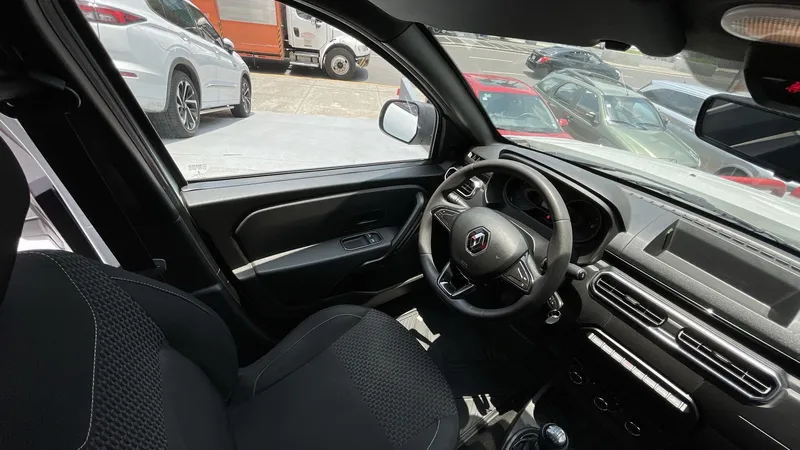 Renault Oroch 2023