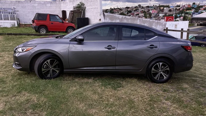 Nissan Sentra 2023