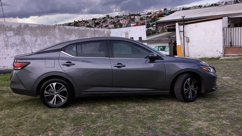 Nissan Sentra 2023