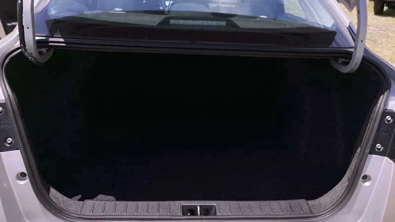 Nissan Versa 2024