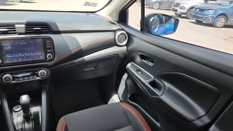 Nissan Versa 2024