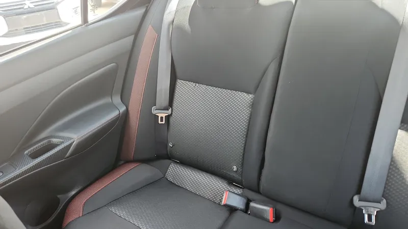 Nissan Versa 2024