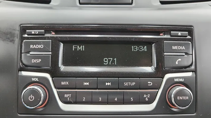 Nissan Np300 2024