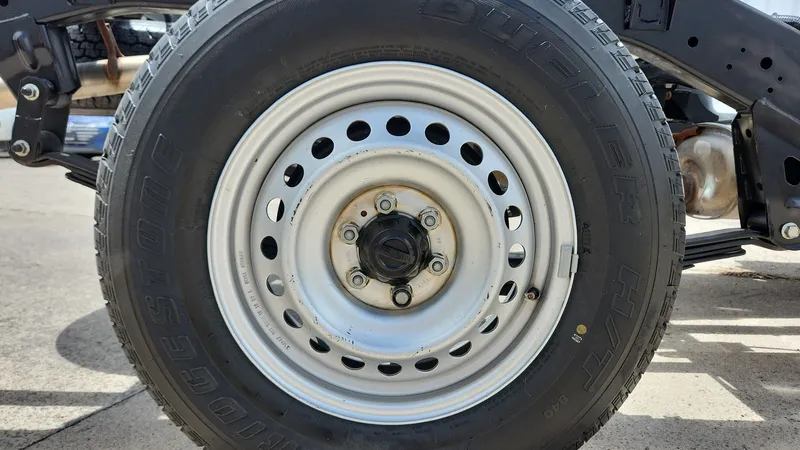 Nissan Np300 2024