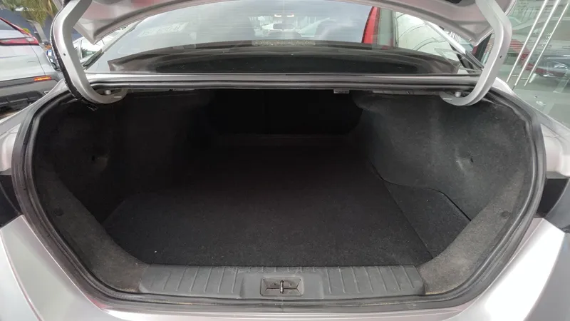 Nissan Sentra 2023