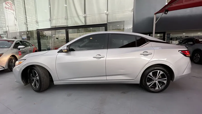 Nissan Sentra 2023