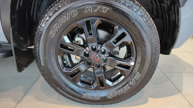 Nissan Frontier 2023