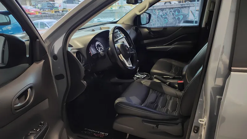 Nissan Frontier 2023