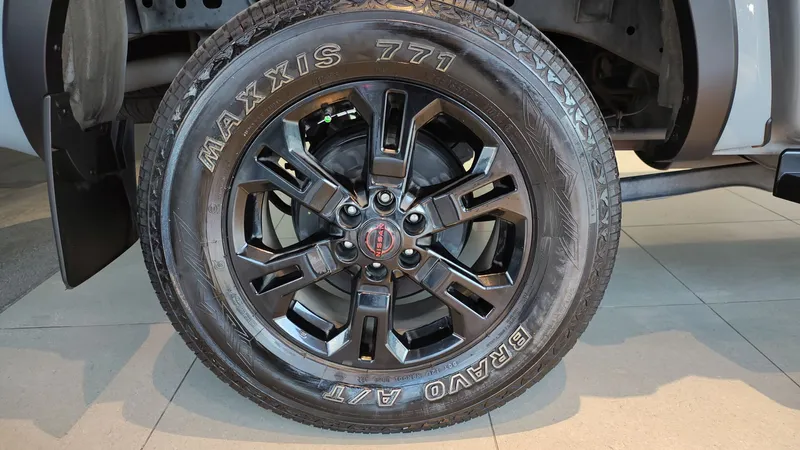 Nissan Frontier 2023