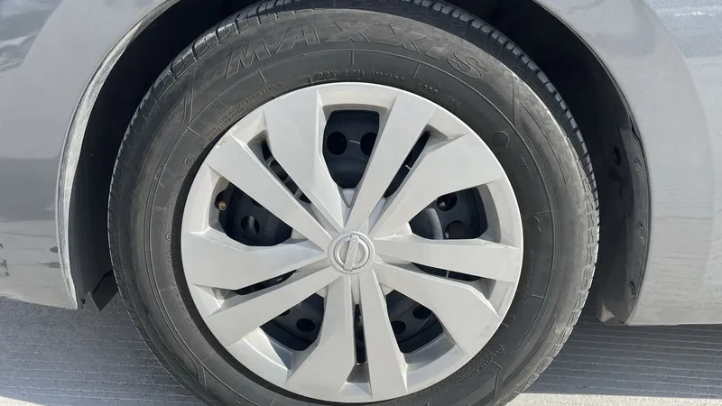 Nissan Versa 2023