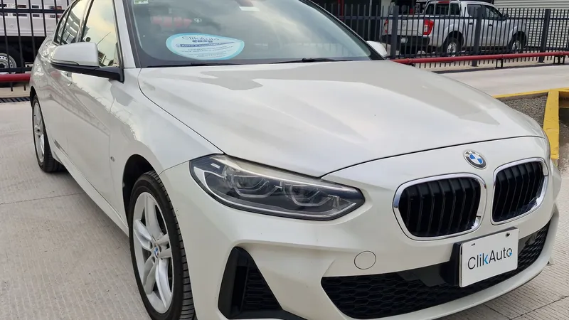 Bmw Serie 1 Sedán 2021