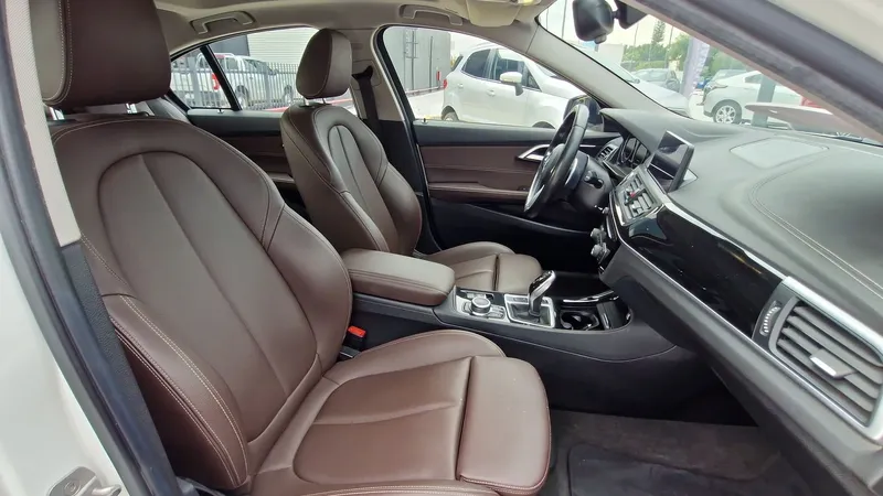 Bmw Serie 1 Sedán 2021