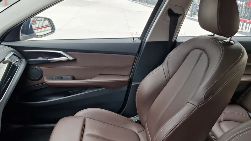 Bmw Serie 1 Sedán 2021