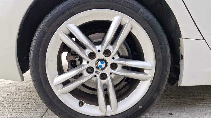 Bmw Serie 1 Sedán 2021