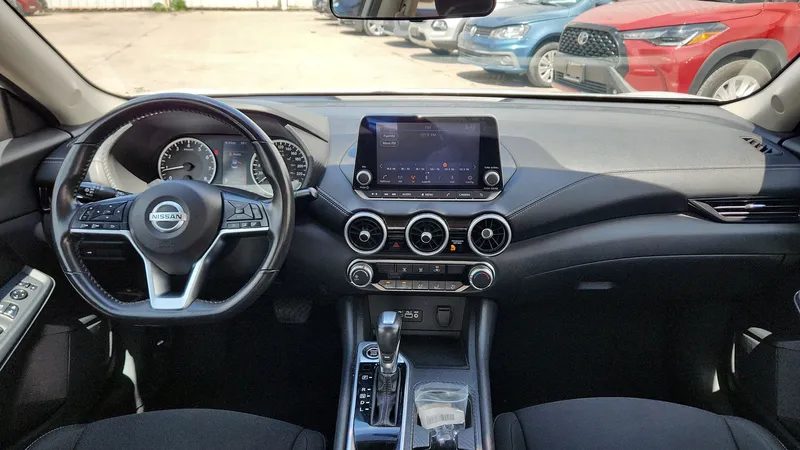 Nissan Sentra 2023