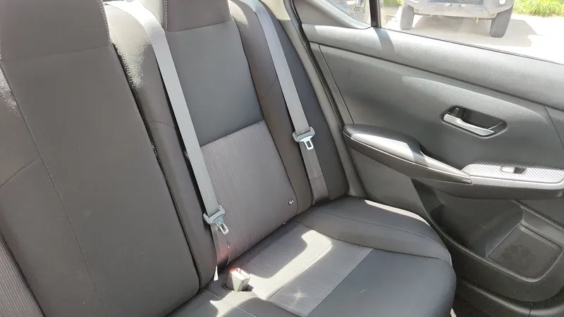 Nissan Sentra 2023