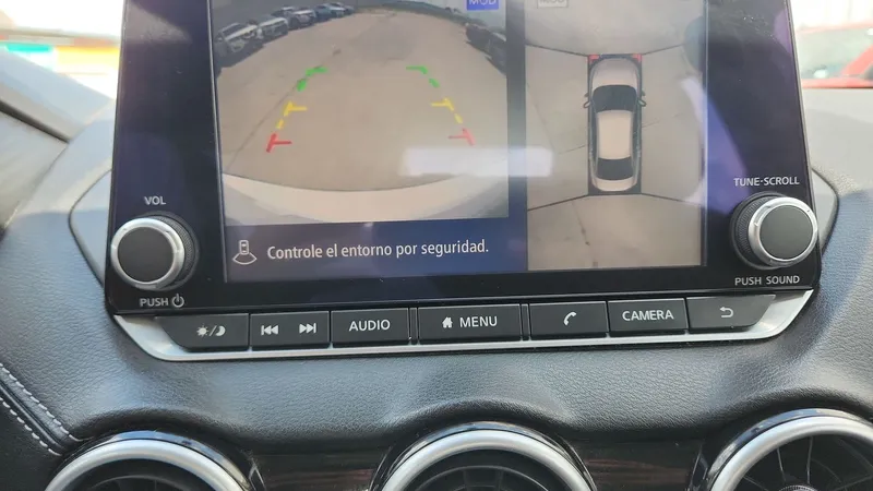 Nissan Sentra 2023