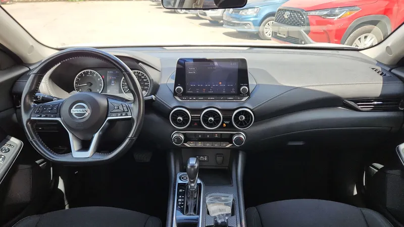 Nissan Sentra 2023