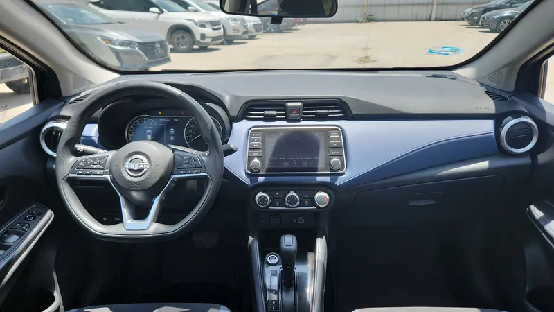 Nissan Versa 2023