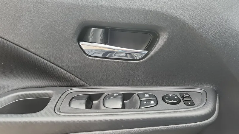Nissan Versa 2023